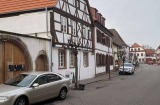 Wohnung mieten in Weinstraße 25, 76835 Rhodt, Außergewöhnliche Zweizimmerwohnung in hochwertig saniertem Fachwerkhaus