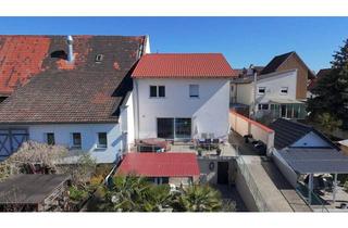 Einfamilienhaus kaufen in 68307 Sandhofen, Modernes Einfamilienhaus KfW-70, Energieklasse A+ – Großer Garten mit Pool und Terrasse