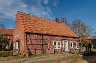 Haus kaufen in 29497 Woltersdorf, Fachwerkhaus mit Nebengebäude und Bauland nahe der Kreisstadt