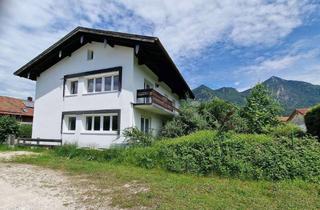 Haus kaufen in Niedernfelser Weg, 83250 Marquartstein, Großzügiges Wohnhaus mit viel Potenzial und in bester Lage