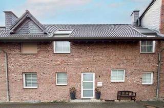 Reihenhaus kaufen in 50129 Bergheim, Charmantes Reihenhaus im historischen Woltershof in Rheidt- Modernes Wohnen mit viel Platz