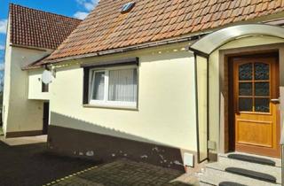 Einfamilienhaus kaufen in Teichstrasse, 04895 Falkenberg, Charmantes Einfamilienhaus mit 600qm Grundstück - renovierungsbedürftig, sofort beziehbar
