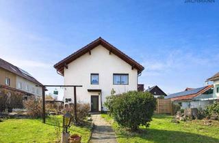 Haus kaufen in Lindfeld 3a, 94336 Hunderdorf, Zweifamilienhaus mit großem Grundstück – Sanierungsobjekt oder Neubauchance in Hunderdorf