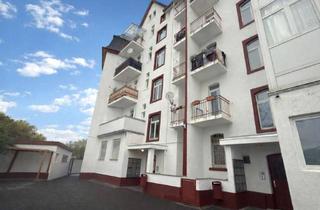Wohnung kaufen in 63071 Offenbach, Attraktive 3-Zimmer-Kapitalanlage mit Balkon in gepflegtem Altbau in Offenbach