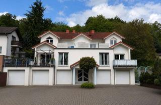 Wohnung kaufen in 55543 Bad Kreuznach, Vermietete 3-Zimmer-Wohnung mit Terrasse und Garage in Bad Kreuznach