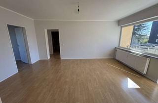 Wohnung mieten in Rostocker Str. 13, 42109 Wuppertal, Familienfreundliche 4-Zimmerwohnung mit zwei Balkonen und neuer Einbauküche