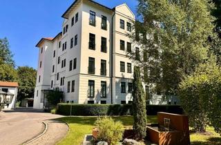 Wohnung mieten in 86399 Bobingen, Exklusive 3-Zimmer-Wohnung im Schloss Straßberg – historisches Flair mit Fernblick bis zu den Alpen