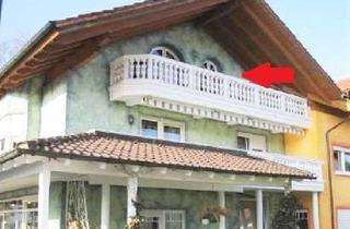 Wohnung mieten in 83233 Bernau, Gemütliche, lichtdurchflutete 2-Zimmer-Dachgeschosswohnung mit Balkon und Bergblick.