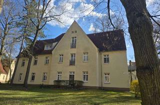 Wohnung mieten in Fritz-Jäger-Allee, 15806 Zossen, 2 Zimmer Wohnung im Obergeschoss mit Balkon