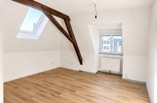 Wohnung mieten in Bismarckstraße, 79761 Waldshut-Tiengen, Erstbezug nach Renovierung – 2,5–3 Zi.-DG-Wohnung mit Wohnküche in Bahnhofsnähe (Waldshut)