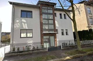 Wohnung mieten in Blumenstraße, 32427 Minden, In Glacisnähe: Freundliche 4-Zimmer-Wohnung mit Einbauküche und Garten