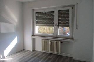 Wohnung mieten in Fünfhandbank 15-33, 45307 Kray, 2-Zimmer-Wohnung mit Balkon im 2. Stock in Essen-Fünfhandbank