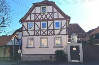 Haus kaufen in 97631 Bad Königshofen, Liebhaberstück!!! Drei Seiten Hof !!