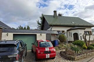 Haus kaufen in Haus Rath, 53894 Mechernich, Gepflegtes Zweifamilienhaus mit Garten, Doppelgarage & moderner Technik in Mechernich Strempt