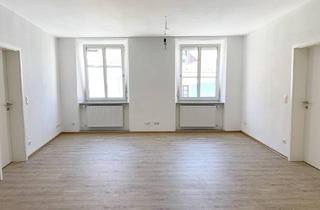 Wohnung mieten in 94315 Straubing, Schöne renovierte 3-Zimmer Altbauwohnung in Straubing (Kernstadt)