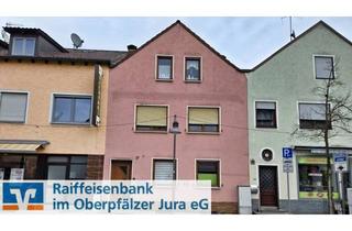 Reihenhaus kaufen in 93133 Burglengenfeld, Gefragte Immobilie in ruhiger Altstadtlage mit Burgblick – Ideal für Investoren oder Familie mit Platzbedarf