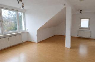 Wohnung kaufen in 94034 Passau, Charmante 2-Zimmer-Dachgeschosswohnung mit Westbalkon und Weitblick in Passau-Neustift