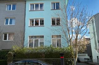 Wohnung kaufen in 50931 Köln, Köln - 3-ZIMMER-ALTBAUWOHNUNG MIT 2 SONNENBALKONEN IM HERZEN VON KÖLN