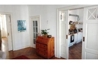 Wohnung kaufen in 79102 Freiburg, Freiburg im Breisgau - Verkaufe 4-Zimmer-Wohnung mit Souterrainwohnung