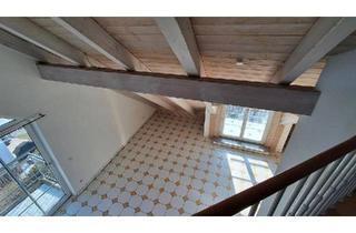 Wohnung kaufen in 81249 München, München - DG-Wohnung mit Galerie in Lochhausen