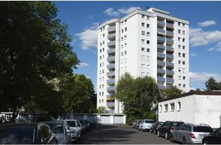 Wohnung kaufen in 63477 Maintal, Maintal - Schöne 4 Zimmerwohnung mit toller Aussicht vom Süd-Westbalkon