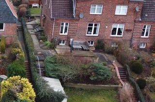 Doppelhaushälfte kaufen in 24837 Schleswig, Schleswig - Haus verkaufen - kernsanierte Doppelhaushälfte