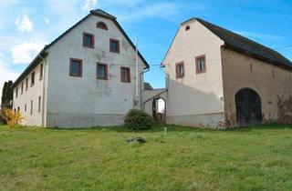Bauernhaus kaufen in 04654 Frohburg, Frohburg - Vier-Seiten-Hof Bauernhof mit viel Grundstück und Nebengelass