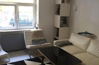 Wohnung kaufen in 63067 Offenbach am Main, Offenbach am Main - 3 Zimmer Altbauwohnung mit Balkon