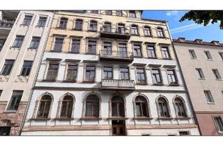 Haus kaufen in 09112 Chemnitz, Chemnitz - Reizende Dachgeschosswohnung mit Balkon Ausblick auf den Kaßberg