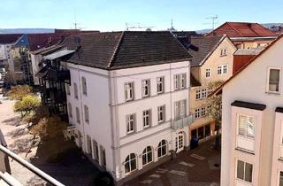 Wohnung kaufen in 36251 Bad Hersfeld, Wohnen über den Dächern - Dachgeschosswohnung mit Aufzug im Zentrum von Bad Hersfeld !