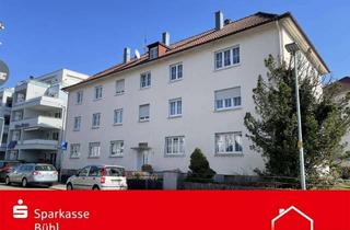 Wohnung kaufen in 77815 Bühl, 3-Zimmer Altbaucharme mitten in Bühl - Garage inkluisve