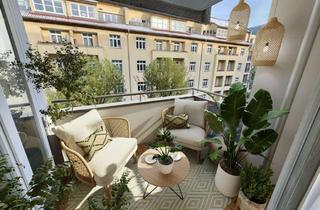 Wohnung kaufen in Prenzlauer Berg, 10437 Prenzlauer Berg, Stadtleben in Bestform: Vermietete 1,5-Zimmer-Wohnung im 4. OG mit Loggia und Aufzug