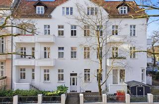 Wohnung kaufen in 13156 Niederschönhausen, 2-Zimmer-Eigentumswohnung mit Balkon - Berlin-Niederschönhausen