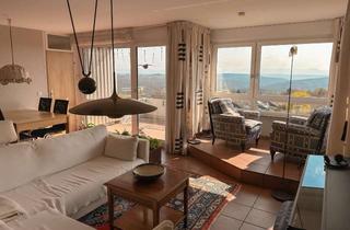 Wohnung kaufen in 73666 Baltmannsweiler, Über den Dächern wohnen - 3 Zi. ETW mit Panorama-Blick zur Schwäbischen Alb
