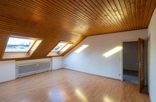 Wohnung kaufen in 78050 Villingen-Schwenningen, Renovierte 4-Zimmer DG-Wohnung in guter Wohnlage VS-Villingen, sofort bezugsfrei