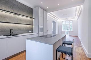 Wohnung kaufen in Lehmweg, 20251 Hoheluft-Ost, Modernes, urbanes Leben am Isebekkanal - 2 Balkone, offene Küche und viel Licht.