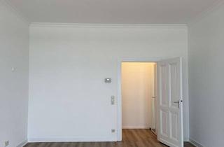 Wohnung kaufen in Hansaallee 238, 40547 Lörick, NUR NOCH EINZIEHEN UND WOHLFÜHLEN ODER SOFORT VERMIETEN***TOLLE WOHNUNG IM ALTBAUKLASSIKER