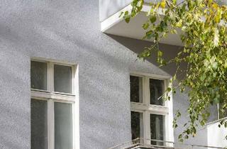 Wohnung kaufen in Driesener Straße 29, 10439 Prenzlauer Berg, Über den Dächern des Prenzlauer Bergs – großzügige 3-Zimmer-Altbauwohnung im DG mit Eigennutz-Option