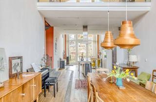 Wohnung kaufen in Grimmstrasse 15a, 10967 Kreuzberg, ⭐⭐⭐ Wirklich einzigartig, historisch und modern – mit Garten für die Familie. Mitten im Graefekiez ?