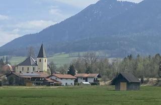 Wohnung kaufen in 83324 Ruhpolding, 2 Zimmer Dachgeschosswohnung - zentrale Lage - Bergpanorama