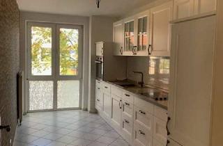 Wohnung mieten in 65795 Hattersheim, Helle 2-Zimmer Wohnung mit Balkon im Zentrum von Hattersheim am Main