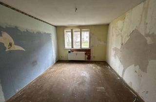 Wohnung mieten in Wolfsburger Weg 12, 12109 Mariendorf, Etwas besonderes: günstige 3-Zimmer-Wohnung