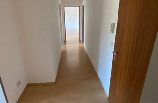 Wohnung mieten in 86830 Schwabmünchen, Helle 3-Zimmer Wohnung mit Balkon im 2. OG in Schwabmünchen
