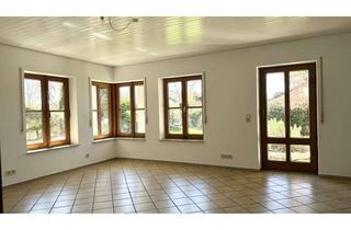 Wohnung mieten in 73207 Plochingen, Helle 2-Zimmer-Wohnung mit Südterrasse & Garten in ruhiger Bestlage von Plochingen