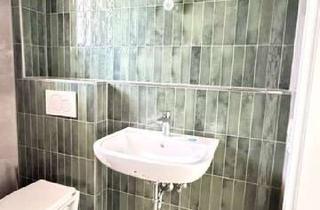 Wohnung mieten in Ringstrasse 48, 72250 Freudenstadt, NEU sanierte helle 3-Zimmer OG Wohnung mit Balkon, EBK und PKW-Stellpl., zentrale Lage