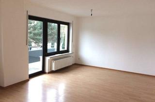 Wohnung mieten in Stettiner Straße 14, 53879 Euskirchen, Modernisierte Wohnung mit drei Zimmern und Balkon in Euskirchen