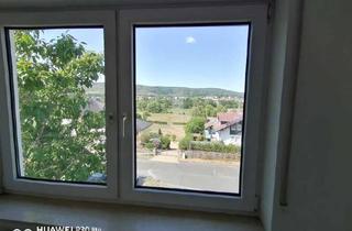 Wohnung mieten in Alte Str. 14, 36396 Steinau, Schöne 3-Raum-DG-Wohnung mit Balkon in Steinau an der Straße