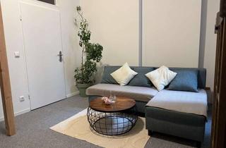 Wohnung mieten in Beusselstraße, 10553 Berlin, Möblierte 1-Zimmer-Wohnung mit Terrasse in ruhiger Innenhoflage (Berlin-Tiergarten)