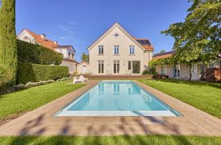 Villa kaufen in 76872 Minfeld, Exklusive Villa mit Pool und Panoramablick in bester Lage von Minfeld