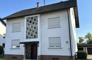 Mehrfamilienhaus kaufen in Veilchenstraße 10, 76532 Sandweier, Sandweier/ Mehrfamilienhaus in ruhiger Feldrandlage – Garten, Garagen & Ausbaupotenzial